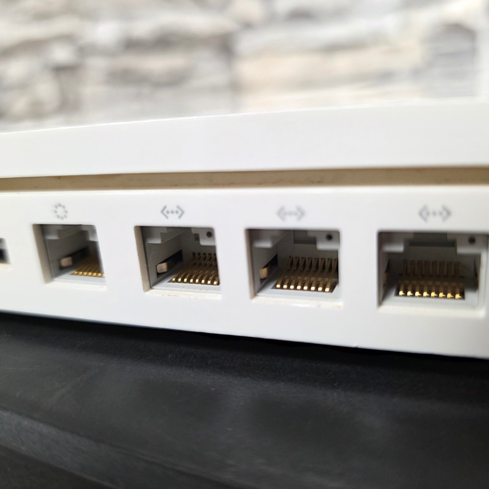 Apple AirPort Extreme Base Station A1354 GOOD Dual-Band Wireless Router Untested - Picture 9 of 13